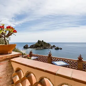 Il Pescatore Isolabella , Taormina Italia